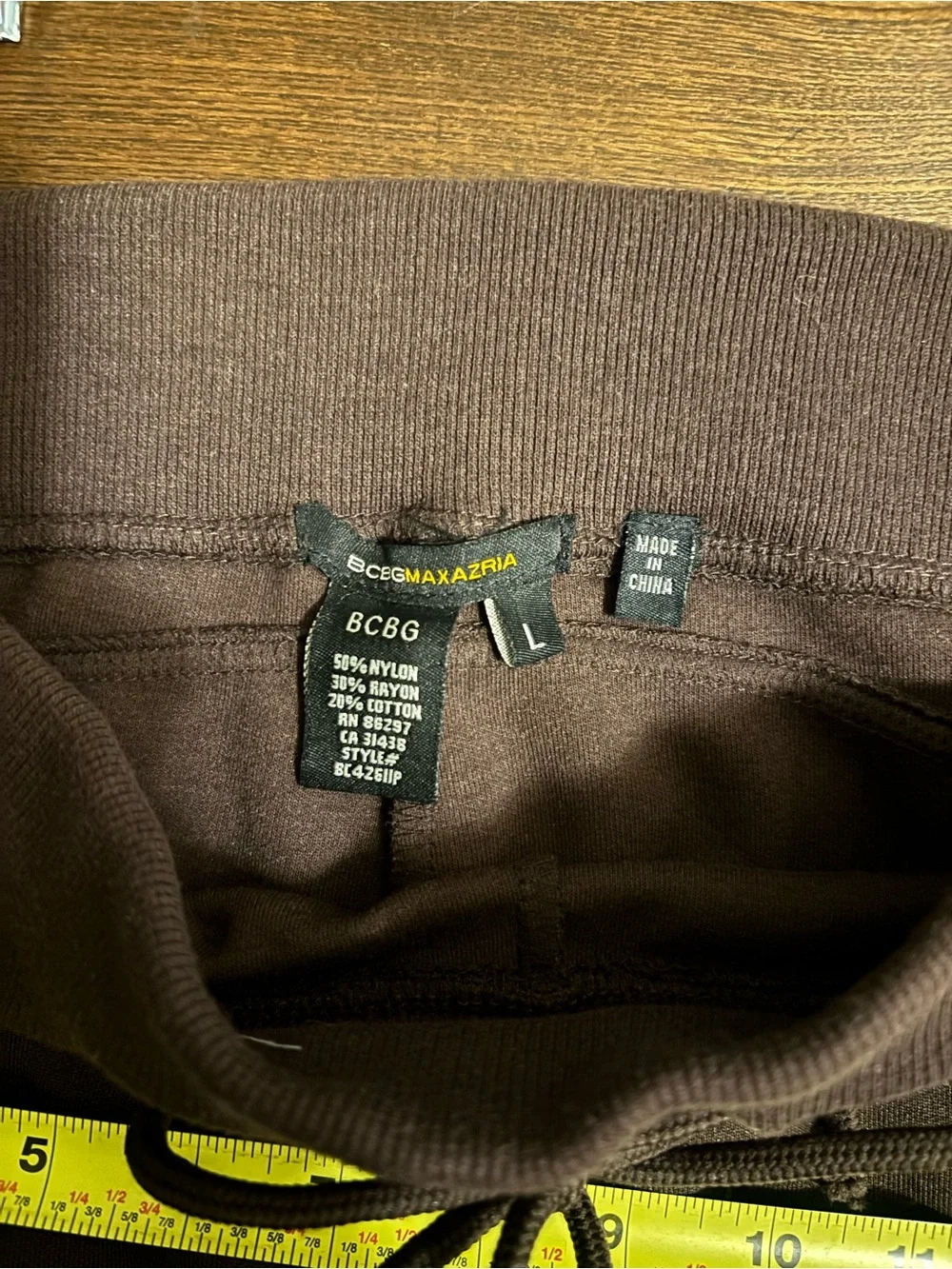 Women’s BCBG Brown Drawstring Casual Cargo-like w/Bling Pants - Picture 9 of 10